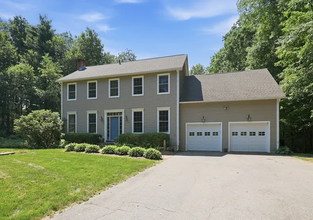 Photo 2 of Sale Pending at 272 Aldrich St, Belchertown, MA 01007 | MLS# 73552482 | Listing updated on 2026-09-15