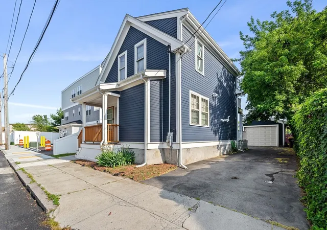 Homes for sale in Fall River, MA | 883 Grinnell St, Fall River, MA 02721 | MLS# 73504558