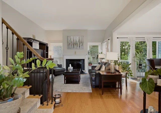 3rd image of 6 Hidden Bay Dr #6, South Dartmouth, MA 02748 | MLS# 73564162