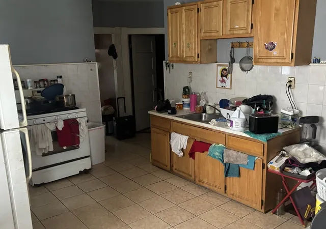 2nd image of 436 438 Franklin St, Springfield, MA 01104 | MLS# 73551755
