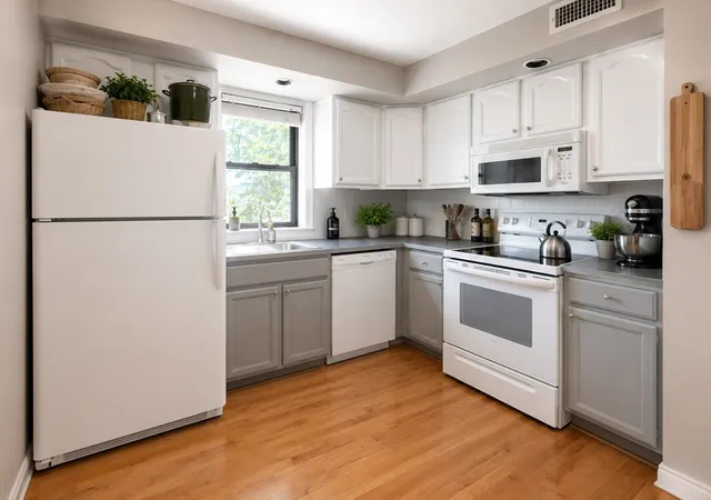 2nd image of 16 Cross Street East #2, Somerville, MA 02145 | MLS# 73564178