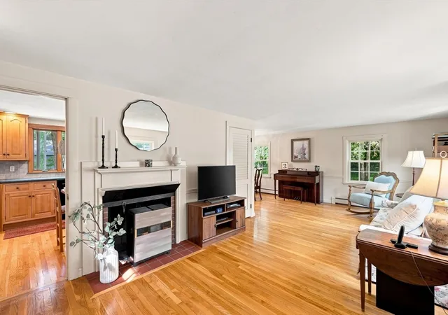 Photo 3 of Sale Pending at 6 Cedarview Rd, Ipswich, MA 01938 | MLS# 73563517 | Listing updated on 2026-08-29