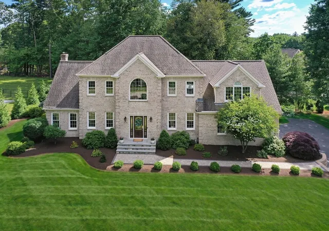 Homes for sale in Holliston, MA | 15 Saddle Ridge Rd, Holliston, MA 01746 | MLS# 73537618