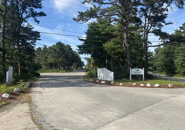 9th image of 8 Blackbird Ave, East Wareham, MA 02538 | MLS# 73526585