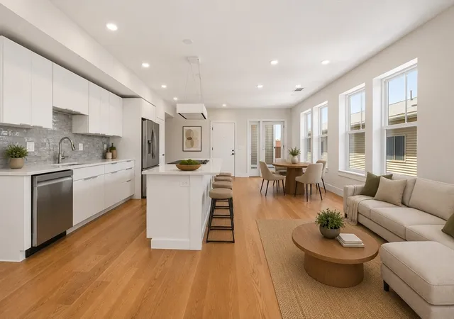 4th image of 421 High St #306, Medford, MA 02155 | MLS# 73557358
