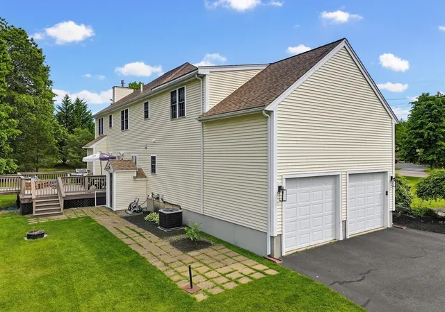Photo 4 of Single family home for sale at 10 Amanda St, Middleboro, MA 02346 | MLS# 73530799 | Listing updated on 2026-09-14