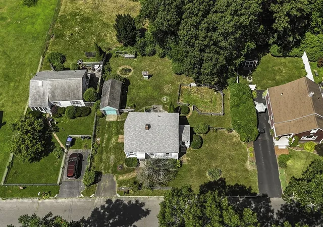 Photo 2 of Sale Pending at 154 Lamont St, Springfield, MA 01119 | MLS# 73555922 | Listing updated on 2026-08-18