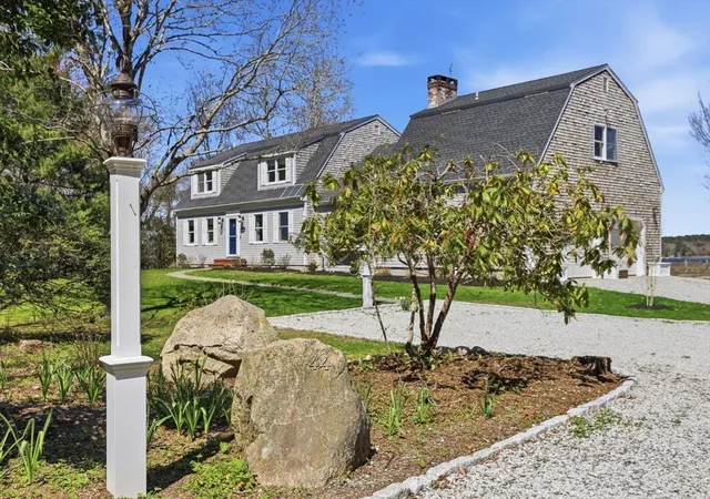 2nd image of 44 Stoney Run Lane, Marion, MA 02738 | MLS# 73540814