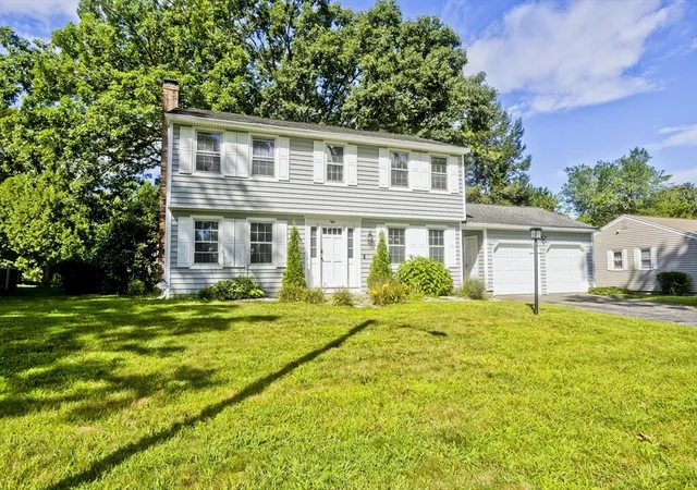 Photo 3 of Single family home for sale at 50 Crystal Brook Dr, Springfield, MA 01118 | MLS# 73568190 | Listing updated on 2026-08-30
