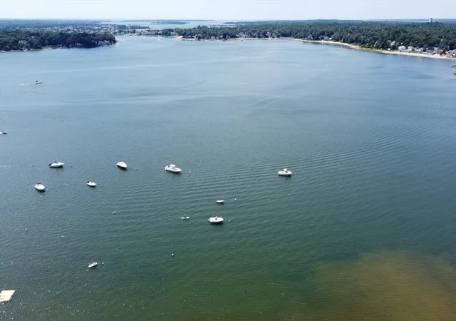 2nd image of 13 Thompson Rd, Buzzards Bay, MA 02532