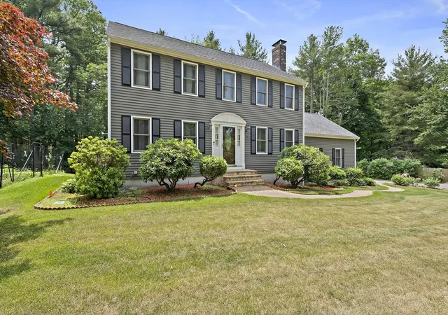 2nd image of 5 Windemere Dr, Mansfield, MA 02048 | MLS# 73556469