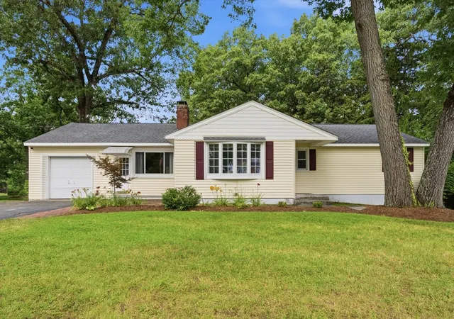 1st image of 28 Intervale Rd, Springfield, MA 01118 | MLS# 73558690