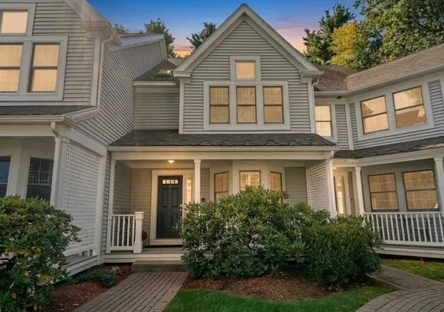 1st image of 9 Highcroft Way #9, Hopkinton, MA 01748 | MLS# 73566535