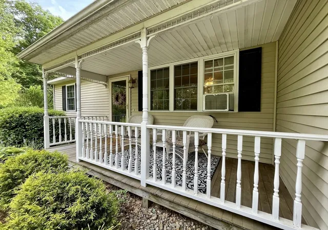 Homes for sale in Hubbardston, MA | 86 Chicopee Dr, Hubbardston, MA 01452 | MLS# 73538037