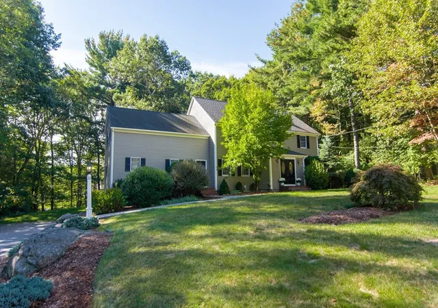 Photo 3 of Sale Pending at 32 Homeward Ln, Walpole, MA 02081 | MLS# 73434183 | Listing updated on 2025-11-01