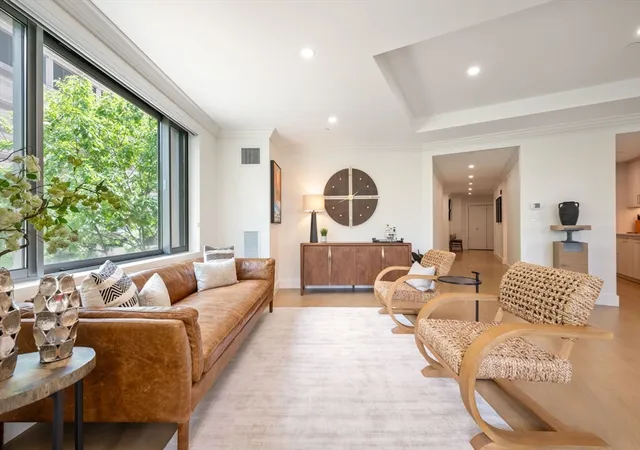 4th image of 1 Huntington Avenue #204, Boston, MA 02116 | MLS# 73527463