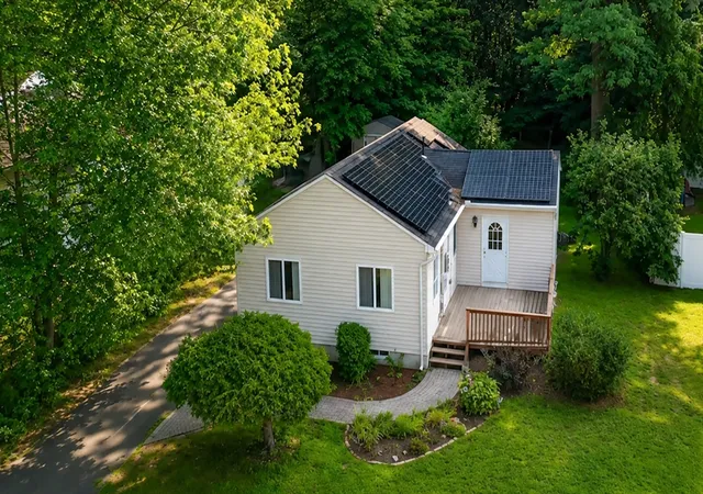 Photo 3 of Sale Pending at 52 Cottage, Enfield, CT 06082 | MLS# 73566894 | Listing updated on 2026-08-26