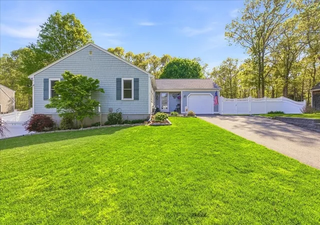 Homes for sale in East Sandwich, MA | 9 Woodridge Rd, East Sandwich, MA 02537 | MLS# 73529140