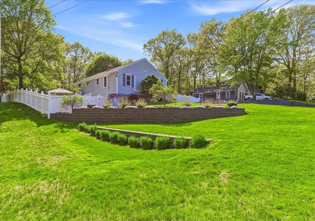 Homes for sale in East Sandwich, MA | 9 Woodridge Rd, East Sandwich, MA 02537 | MLS# 73529140