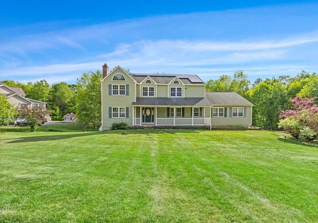 Homes for sale in Charlton, MA | 9 Scott Dr, Charlton, MA 01507 | MLS# 73525761