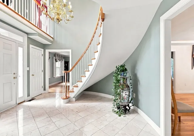 4th image of 3 Hazelwood Cir, Andover, MA 01810 | MLS# 73547098