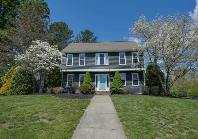 Homes for sale in Holliston, MA | 215 Rolling Meadow Dr, Holliston, MA 01746 | MLS# 73516083