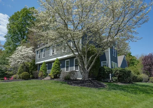 Homes for sale in Holliston, MA | 215 Rolling Meadow Dr, Holliston, MA 01746 | MLS# 73516083