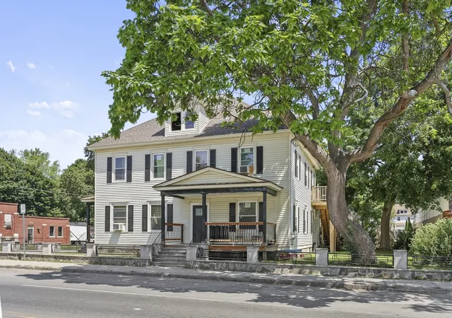 3rd image of 271 Tyler St, Pittsfield, MA 01201 | MLS# 73555015