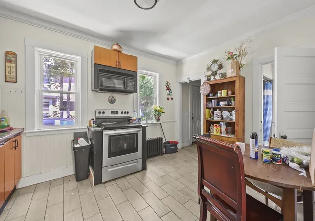 5th image of 271 Tyler St, Pittsfield, MA 01201 | MLS# 73555015