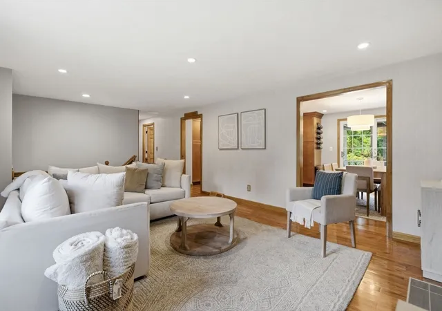 Photo 4 of Sale Pending at 33-r Melrose Ave, Wilmington, MA 01887 | MLS# 73566265 | Listing updated on 2026-08-26
