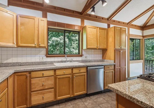Photo 4 of Single family home for sale at 5 Laurel Ridge Dr, Belchertown, MA 01007 | MLS# 73556201 | Listing updated on 2026-08-02
