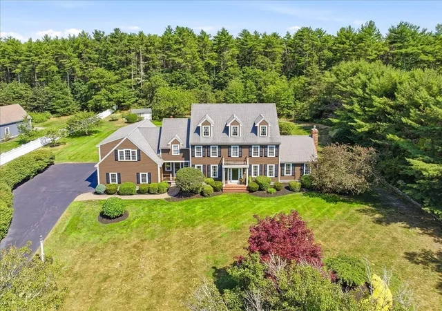 Photo 1 of Sale Pending at 37 Wyndemere Ct, Plymouth, MA 02360 | MLS# 73545119 | Listing updated on 2026-08-27
