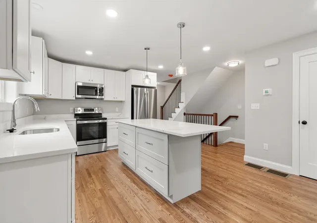 4th image of 33 Danielle's Way, Worcester, MA 01606 | MLS# 73455071