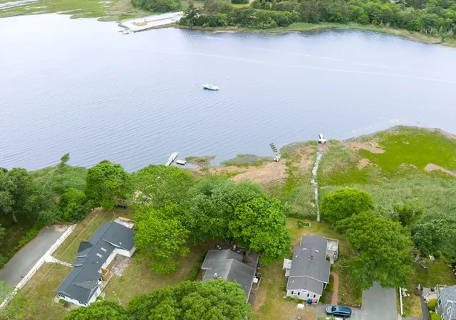 Photo 2 of Sale Pending at 86 Highland Shrs Dr, Wareham, MA 02571 | MLS# 73539497 | Listing updated on 2026-09-10