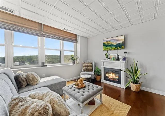 5th image of 340 Main St #709, Melrose, MA 02176 | MLS# 73564966