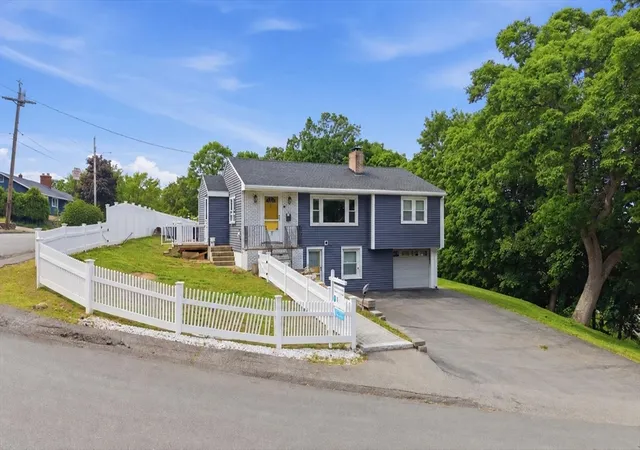 Homes for sale in Woburn, MA | 9 James Terrace, Woburn, MA 01801 | MLS# 73529031
