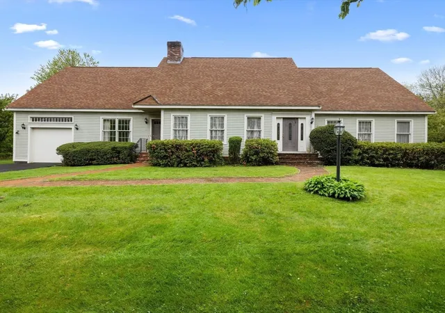 Homes for sale in Grafton, MA | 49 South Street, Grafton, MA 01519 | MLS# 73515016