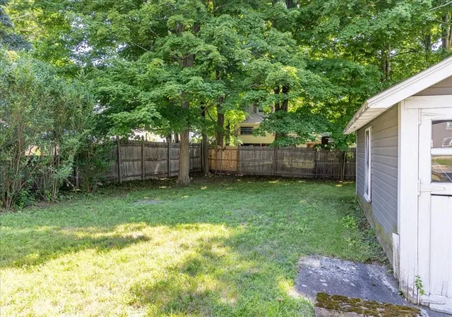 3rd image of 5 Washington St, Stoneham, MA 02180 | MLS# 73552765