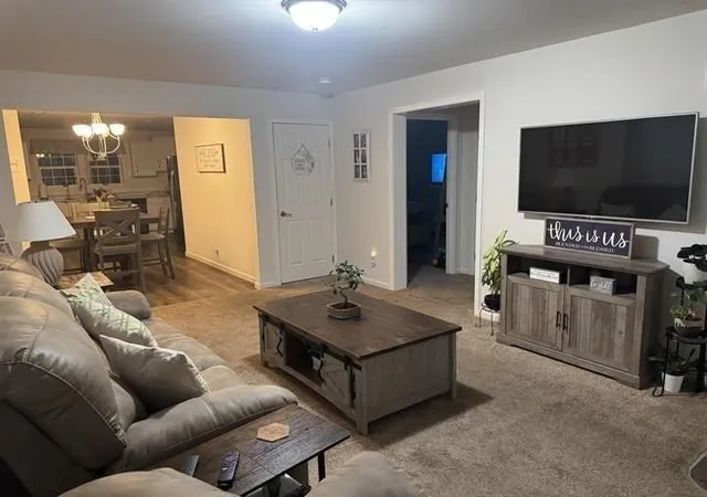 Photo 4 of Sale Pending at 4 Manorcrest, Nashua, NH 03062 | MLS# 73555373 | Listing updated on 2026-08-18