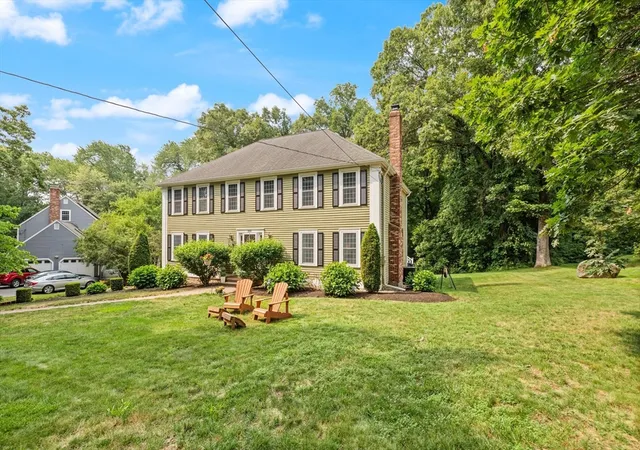 3rd image of 210 Abbott, North Andover, MA 01845 | MLS# 73550837