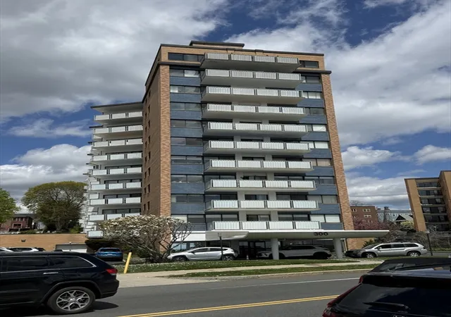 1st image of 300 Lynn Shore Dr #207, Lynn, MA 01902 | MLS# 73517880