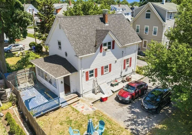 2nd image of 7 Woodwards Ln, Taunton, MA 02780 | MLS# 73556688