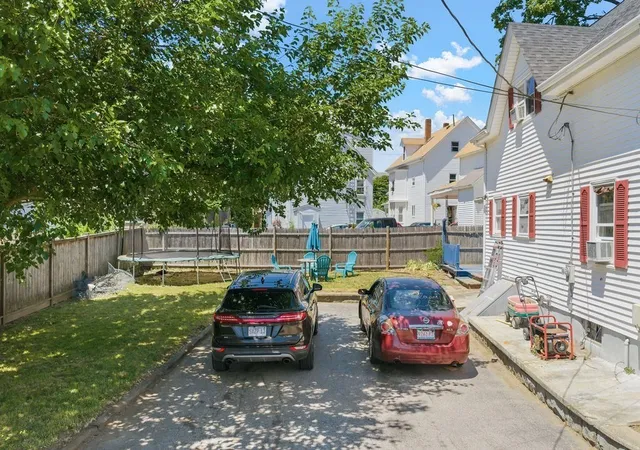 3rd image of 7 Woodwards Ln, Taunton, MA 02780 | MLS# 73556688