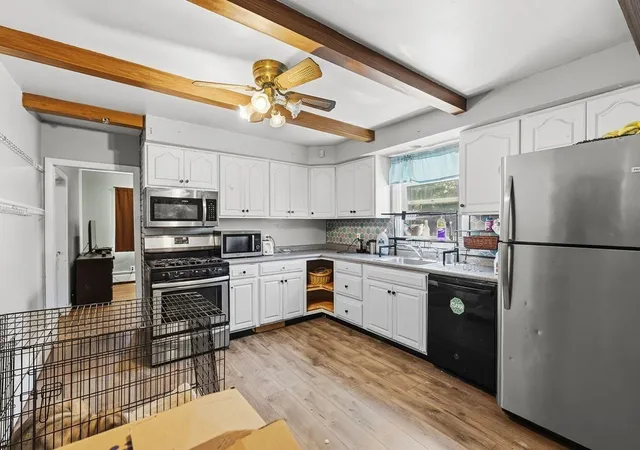 4th image of 7 Woodwards Ln, Taunton, MA 02780 | MLS# 73556688