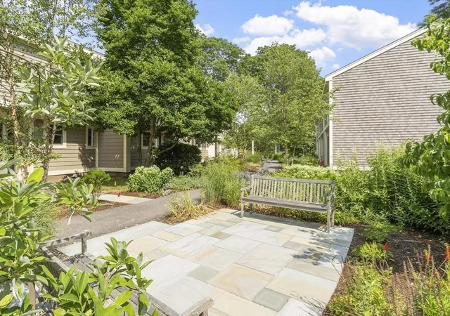 18th image of 11 Oak Street #33, Wellesley, MA 02482 | MLS# 73550145