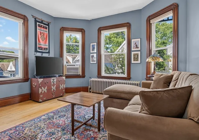 3rd image of 39 Burnside Ave #2, Somerville, MA 02144 | MLS# 73546260