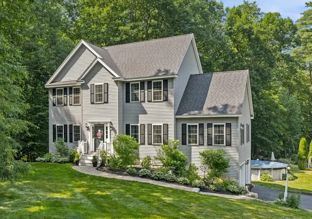 1st image of 113 Thurlow St, Georgetown, MA 01833 | MLS# 73546324