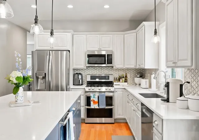 4th image of 113 Thurlow St, Georgetown, MA 01833 | MLS# 73546324