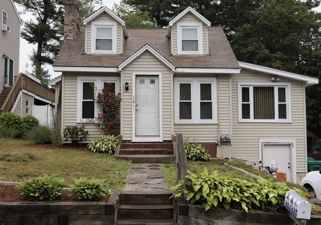 1st image of 10 Larsen Ln, North Billerica, MA 01862 | MLS# 73541536