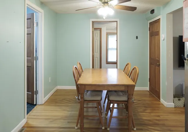 4th image of 10 Larsen Ln, North Billerica, MA 01862 | MLS# 73541536